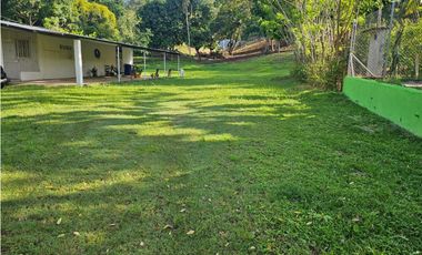 Se vende Terreno de 12000 mts2 en Villa Rosario Capira