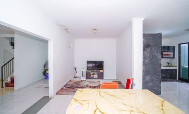 Rumah Luas SHM 10 Menit ke Trans Studio Mall Cibubur Siap Huni J-42296