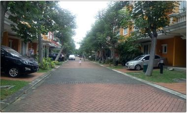 RUMAH GADING SERPONG DIJUAL BU CLUSTER 3 LANTAI SIAP HUNI