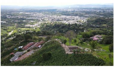 VENTA DE FINCA EN CALARC, QUINDO, COLOMBIA