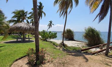 Venta Casa con Acceso a La Laguna en Acapulco Diamante 3 recamaras