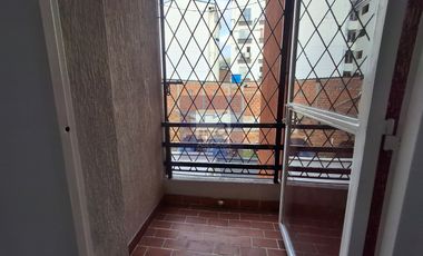 COD. 5121 - SE ARRIENDA APARTAMENTO - BARRIO: SAN FRANCISCO