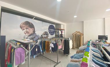 local en arriendo en la 30. Cod A776250