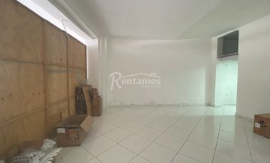 local en arriendo en la 30. Cod A776250