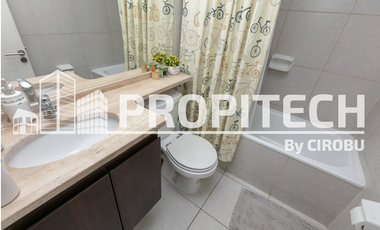 VENTA DEPARTAMENTO 2 DORMITORIOS 2 BAÑOS + ESTACIONAMIENTO + BODEGA, PISO 11, METRO SAN MIGUEL.