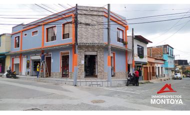 💥Casa comercial esquinera con 6 rentas en San Fernando, Dosquebradas