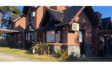 2 Lotes Multifamiliares con 8 cabañas. A 3 cuadras del mar