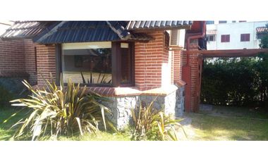 2 Lotes Multifamiliares con 8 cabañas. A 3 cuadras del mar