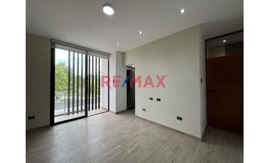 🔐 Vive con comodidad, tecnología y estilo en una zona segura y no inundable.
💰 PRECIO: S/ 770,000.00
📍 Ubicación: Urbanización Los Corales I – Piura
