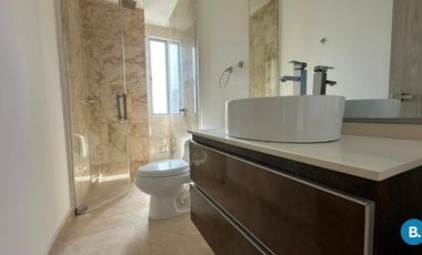 apartamento en arriendo/venta en altos de riomar. Cod A252