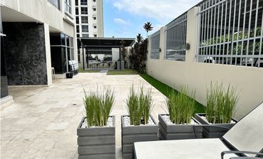 Se VENDE Apto en PH Rokas - Condado del Rey