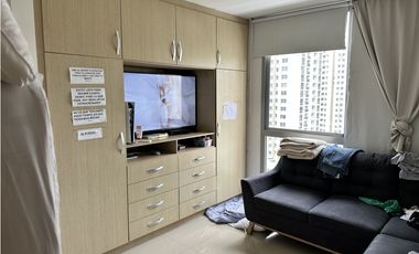 Se VENDE Apto en PH Rokas - Condado del Rey