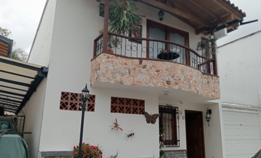 casa en venta en antares. Cod V400661