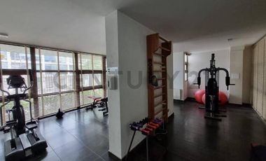 VENTA DEPTO. TRIPLEX, 5D/5B CON JARDIN, LO BARNECHEA