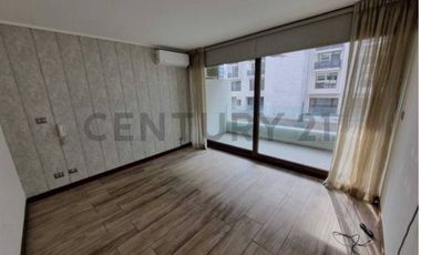 VENTA DEPTO. TRIPLEX, 5D/5B CON JARDIN, LO BARNECHEA