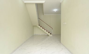 Rumah 2 Lt Siap Huni 15 Menit ke Gerbang Tol GTO Burangkeng J-41033