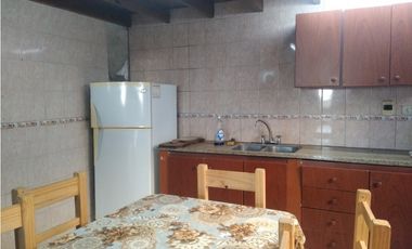 Casa 3 ambientes + Galpon/ Barrio 2 de Abril