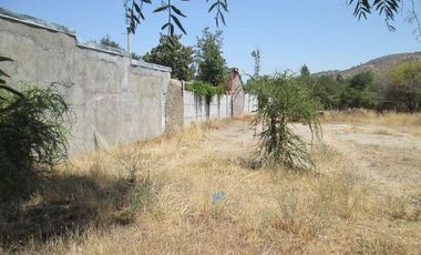 Buen Sitio Se Arrienda A Orilla De Calle Y A Pasos Del Centro!