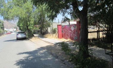 Buen Sitio Se Arrienda A Orilla De Calle Y A Pasos Del Centro!