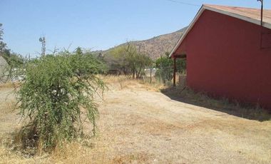 Buen Sitio Se Arrienda A Orilla De Calle Y A Pasos Del Centro!