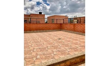 Hermosa casa en límites Cajica -Chía !!!