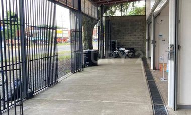 VENTA DE BODEGA CON 3 LOCALES USO COMERCIAL / INDUSTRIAL JAMUNDI