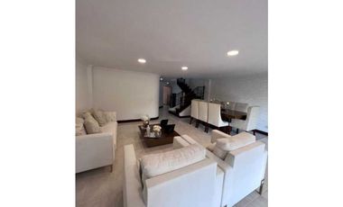 Casa en venta Precio oportunidad Poblado San Lucas