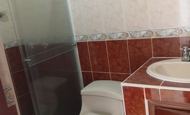 casa en arriendo en la victoria. Cod A217412