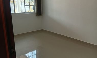 casa en arriendo en la victoria. Cod A217412