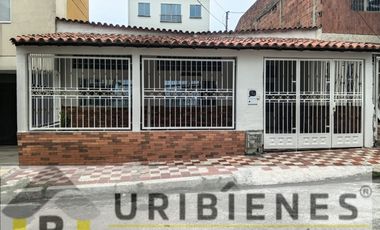 casa en arriendo en la victoria. Cod A217412