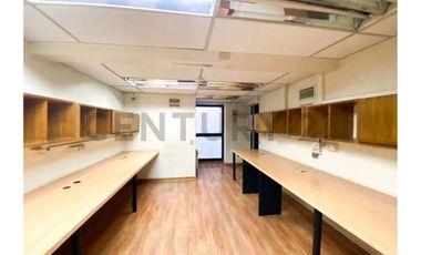 SE VENDE CASONA OFICINAS LAS CONDES EL GOLF