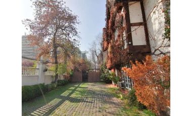 SE VENDE CASONA OFICINAS LAS CONDES EL GOLF