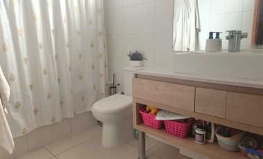 Departamento en venta. Portal la Dehesa, Lo Barnechea