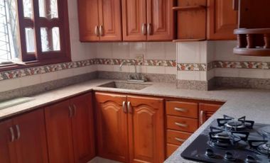 APARTAMENTO en ARRIENDO/VENTA en Caucasia Calle el Pajonal