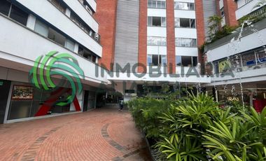 oficina en arriendo en cabecera del llano. Cod A416