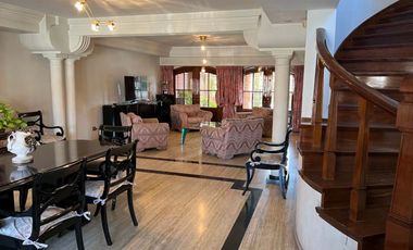 Chalet en venta en Bernal Centro