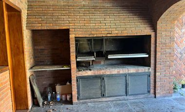 Chalet en venta en Bernal Centro