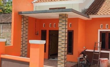Rumah solo utara 108m 380jt