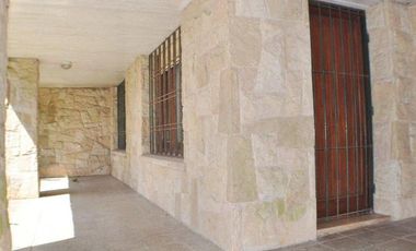 Chalet 5 ambientes B° Serena - A 3 cuadras de la costa
