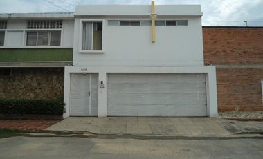 casa en venta en barrio blanco. Cod V100446