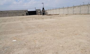 Terreno bardeado en renta cerca Aeropuerto Toluca
