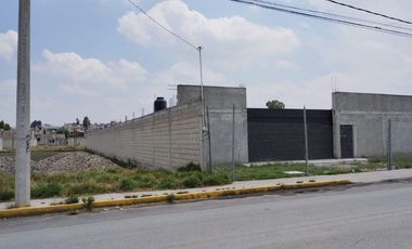 Terreno bardeado en renta cerca Aeropuerto Toluca