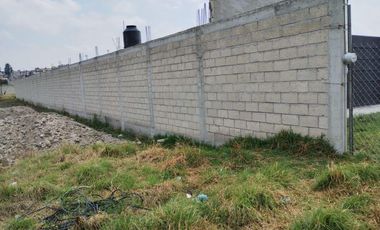 Terreno bardeado en renta cerca Aeropuerto Toluca