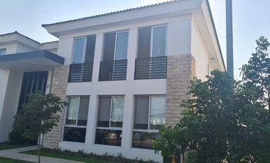 Departamento en Urbanización Bosques de Los Ceibos