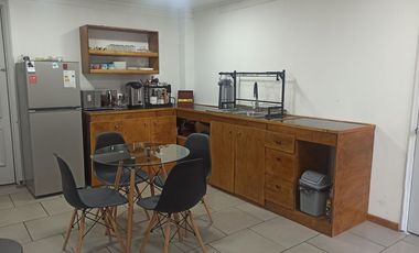 Casa Coworking Ñuñoa a pasos del Metro Estadio Nacional.