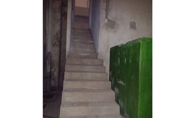 Galpón con vivienda en venta