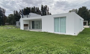 Casa en Venta en Lares de Canning