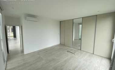 Casa en Venta en Lares de Canning