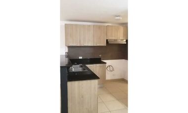 ALQUILER APARTAMENTO LAS ACACIAS