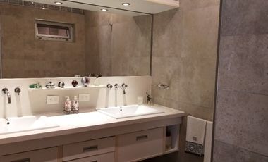 Casa en venta en Quilmes Centro